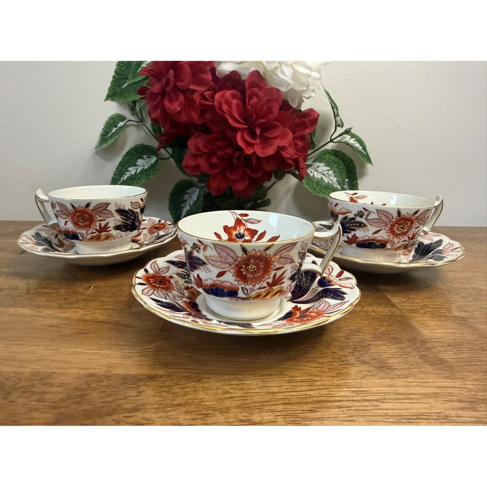 Vintage Booths Dovedale Tea Cups And Saucers Hand Painted Gold Set Of 3‎
